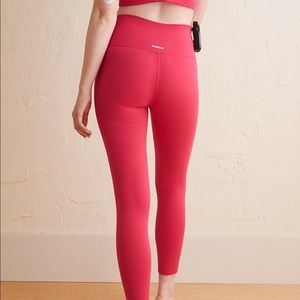Aerie Medium Move High Waisted Legging